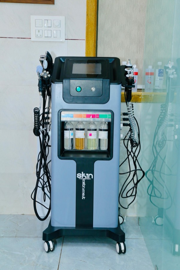 Devanshi Skin Clinic 9